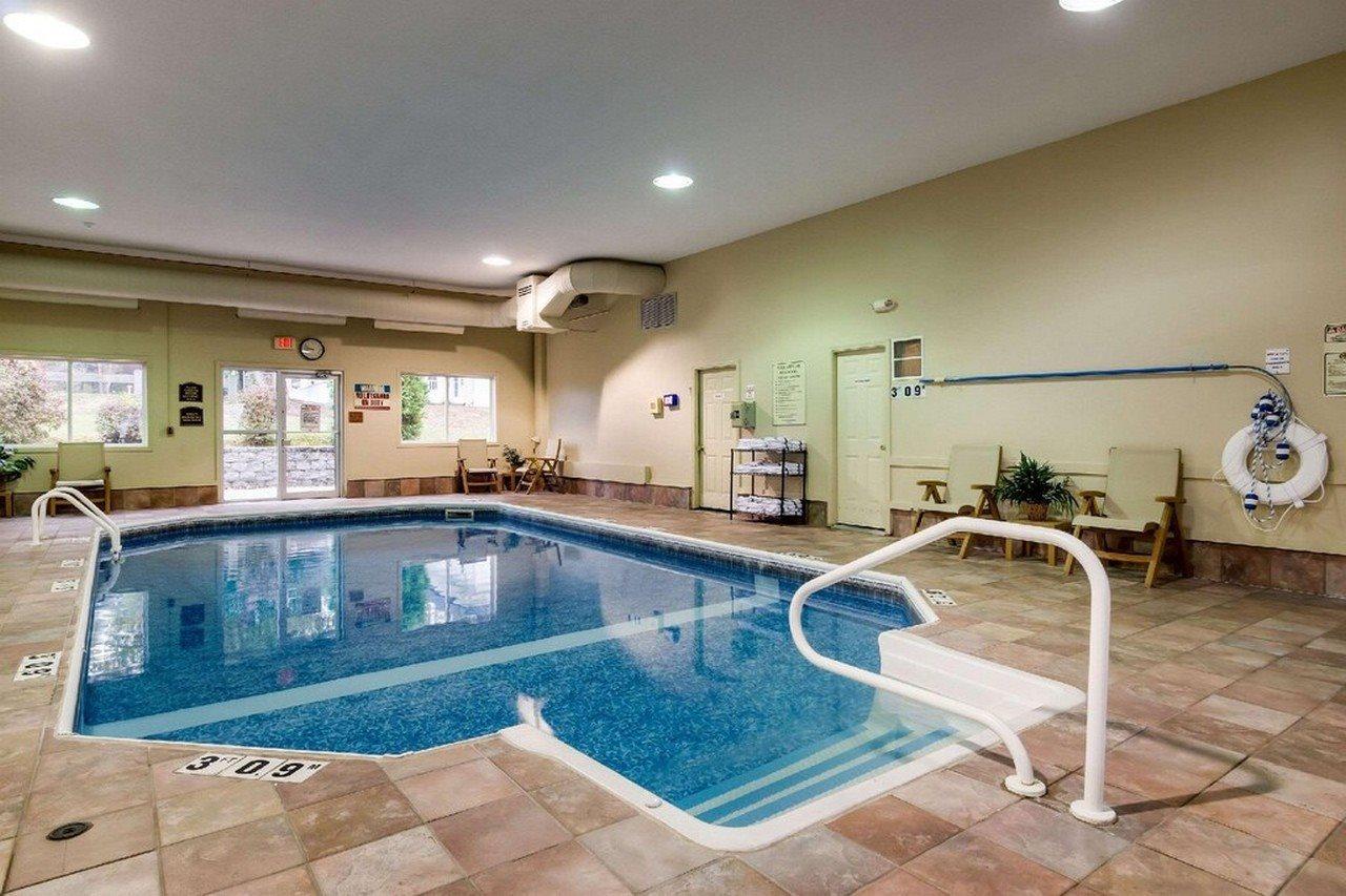 Towneplace Suites By Marriott Hadley Amherst Extérieur photo