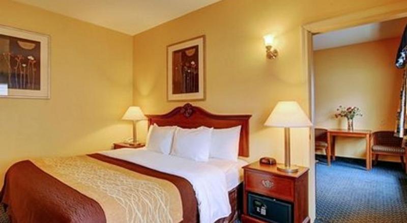 Towneplace Suites By Marriott Hadley Amherst Extérieur photo