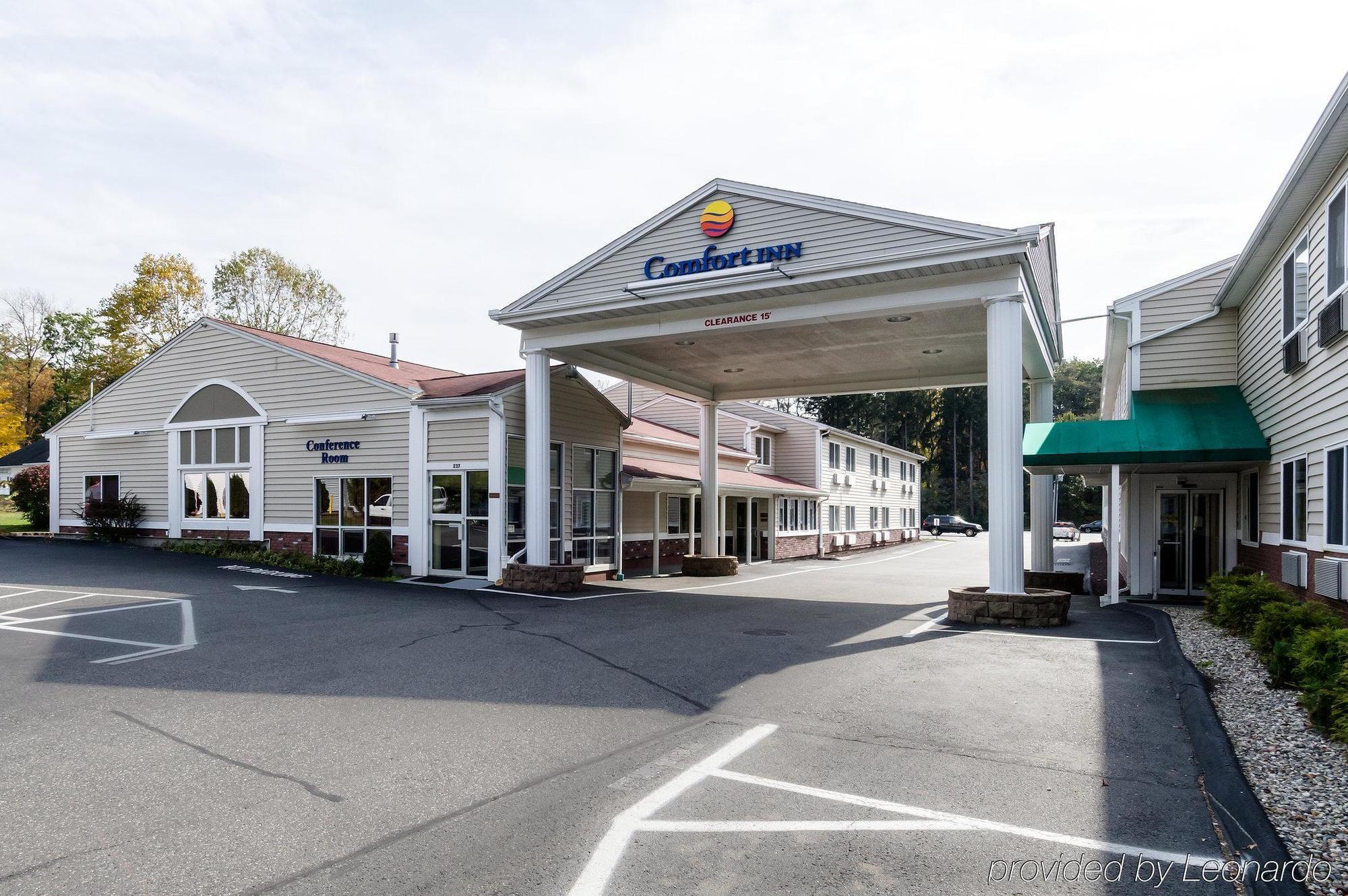 Towneplace Suites By Marriott Hadley Amherst Extérieur photo