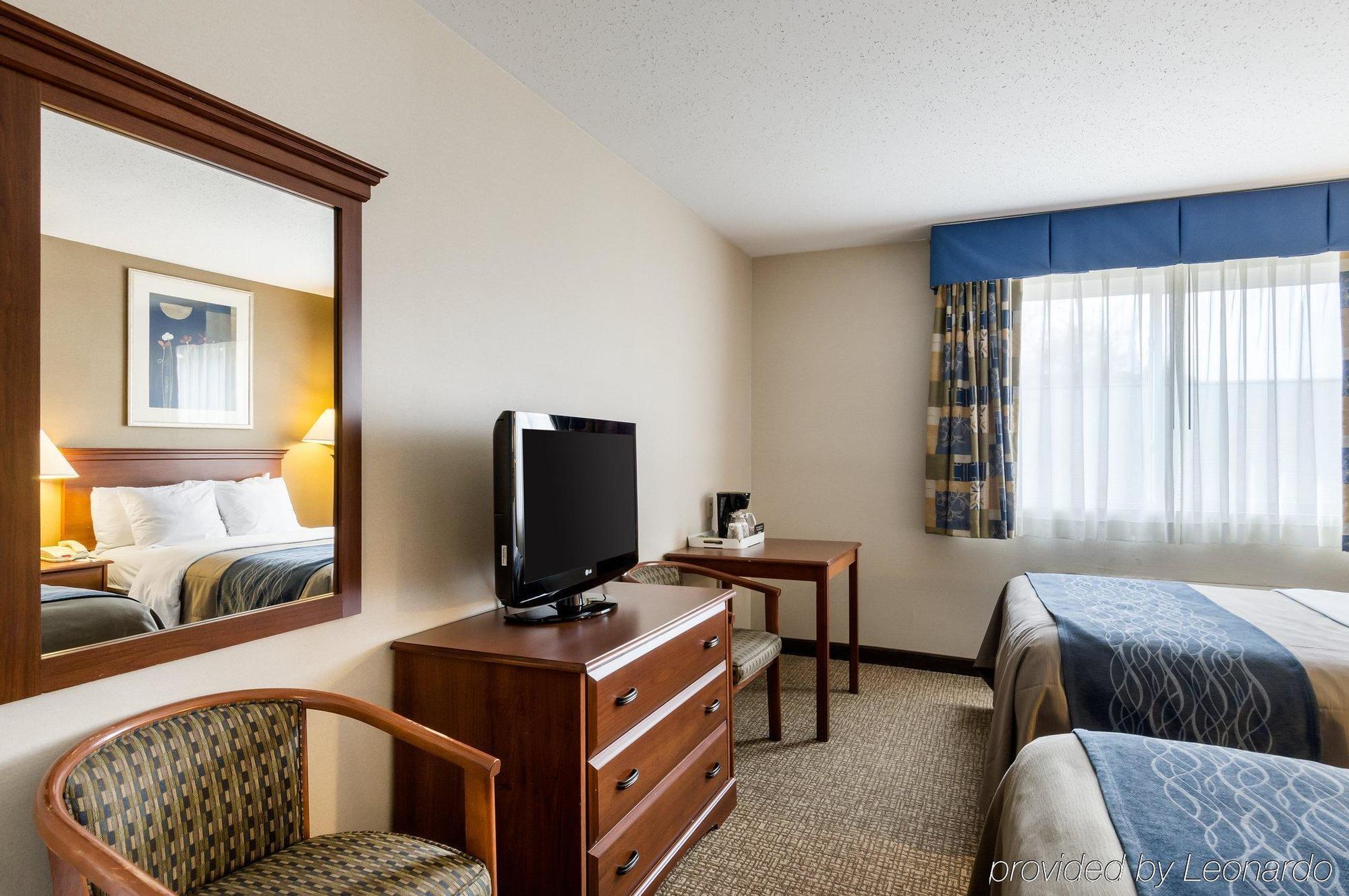 Towneplace Suites By Marriott Hadley Amherst Extérieur photo