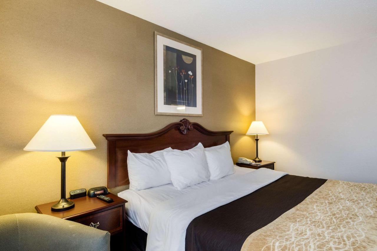 Towneplace Suites By Marriott Hadley Amherst Extérieur photo