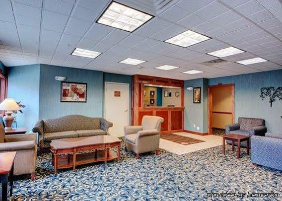 Towneplace Suites By Marriott Hadley Amherst Extérieur photo